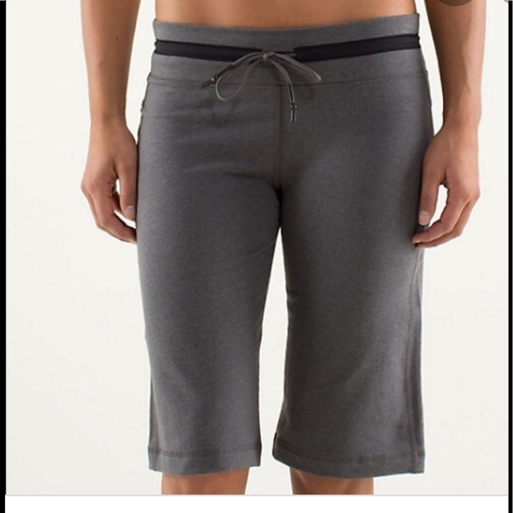 🤩🖤TODAY ONLY 🤩🖤 Voyage Sweat Crop